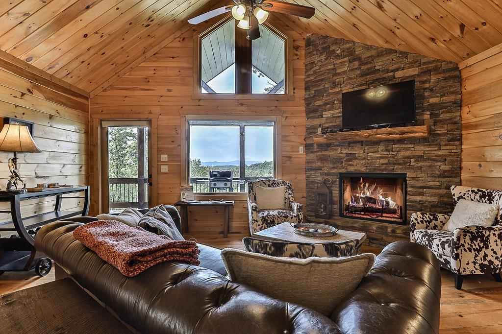 414396 Mineral Bluff 