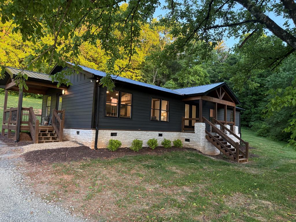 414418 Mineral Bluff Residential