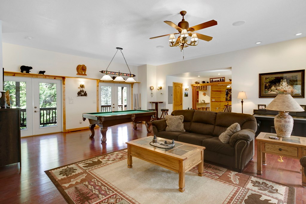 414531 Murphy Residential