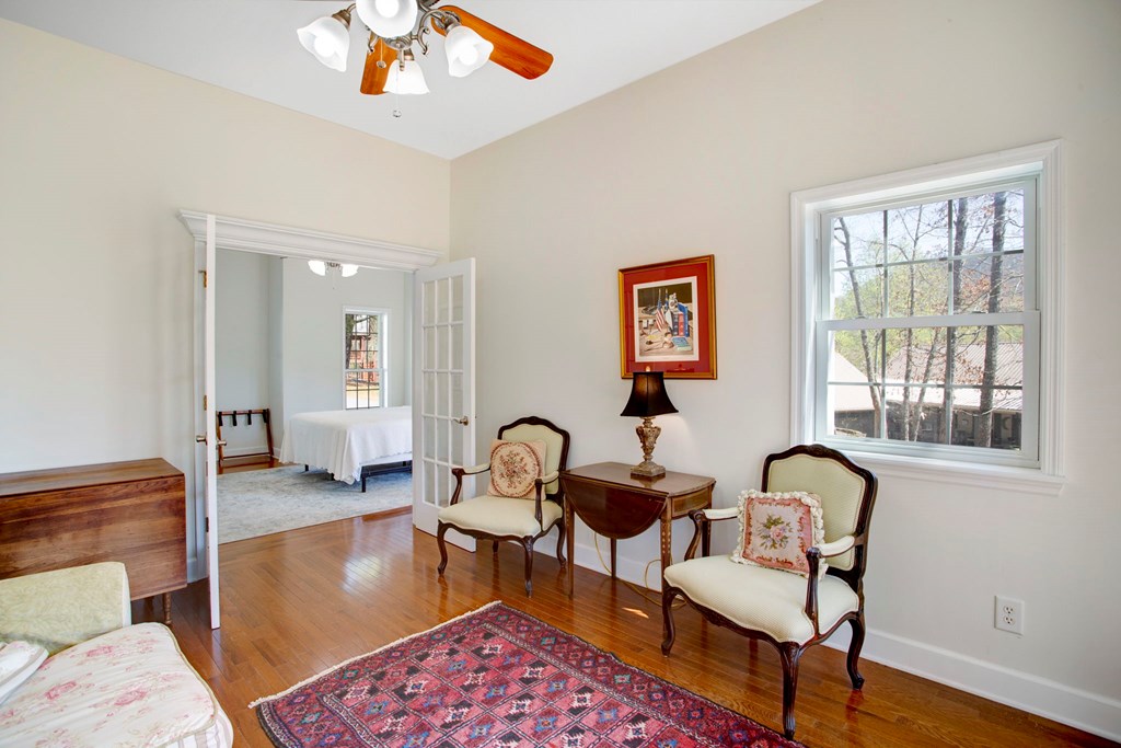 414533 Hayesville Residential