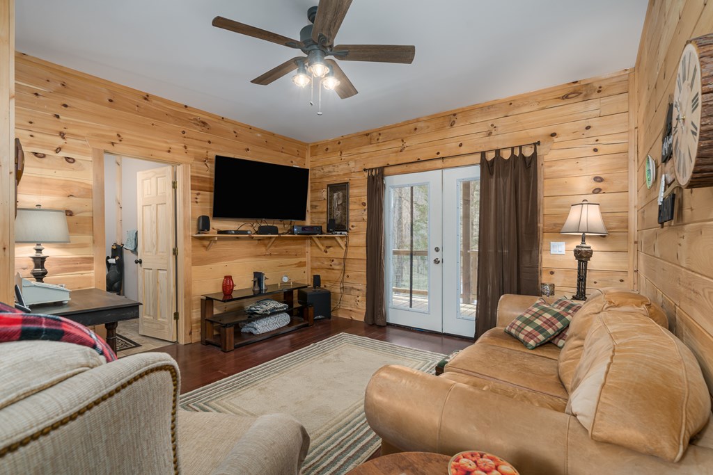 414538 Blue Ridge Residential