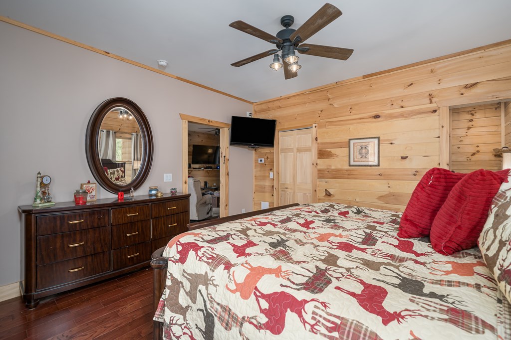 414538 Blue Ridge Residential