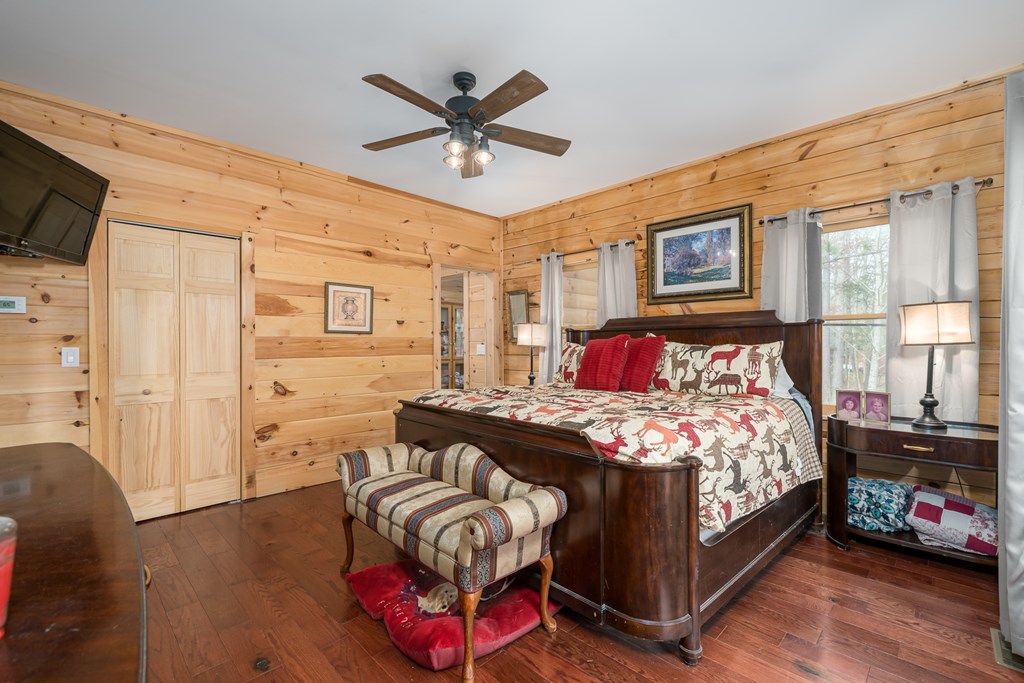 414538 Blue Ridge Residential