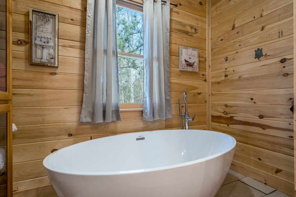 414538 Blue Ridge Residential