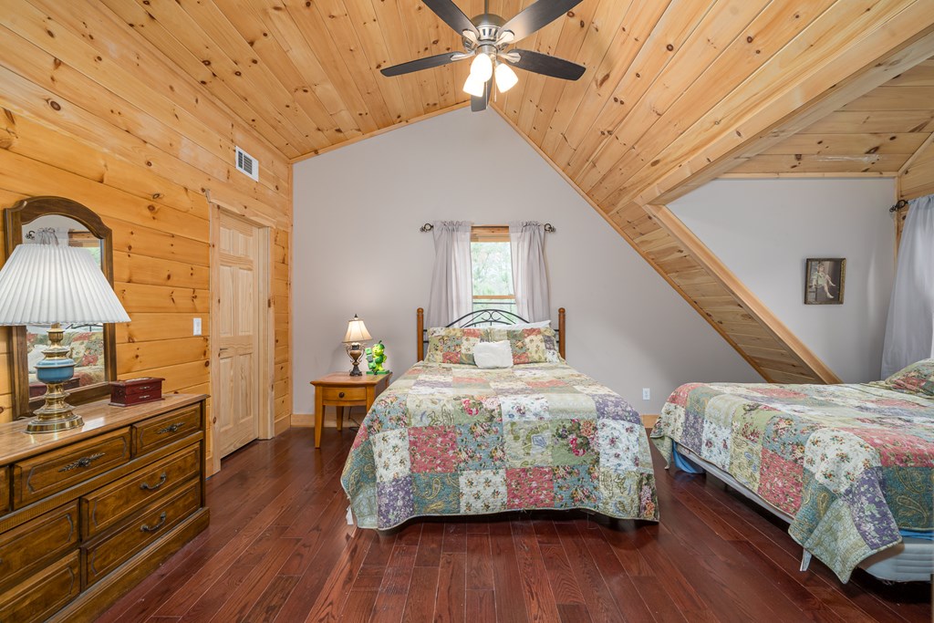 414538 Blue Ridge Residential