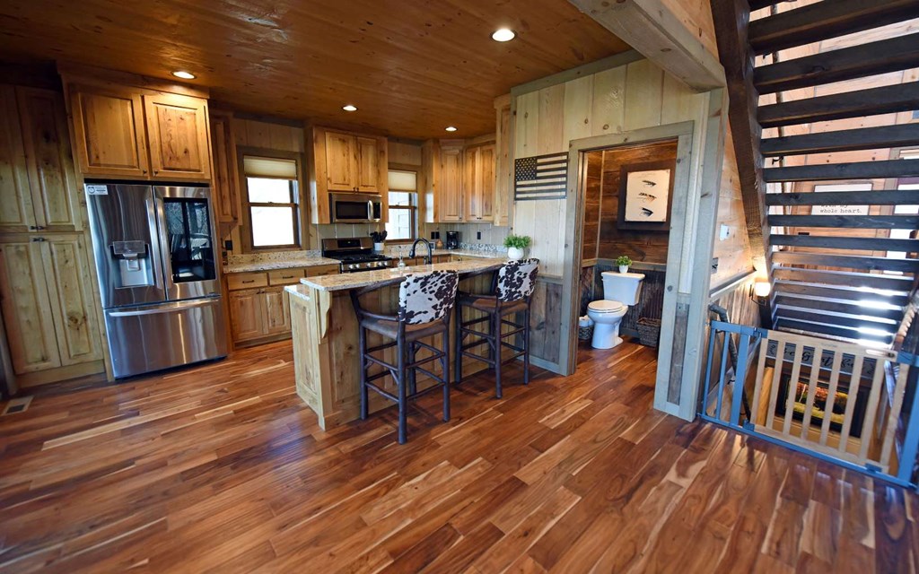 414556 Cherry Log Residential