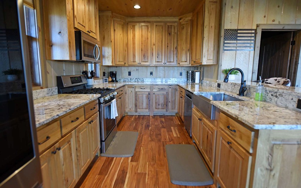 414556 Cherry Log Residential
