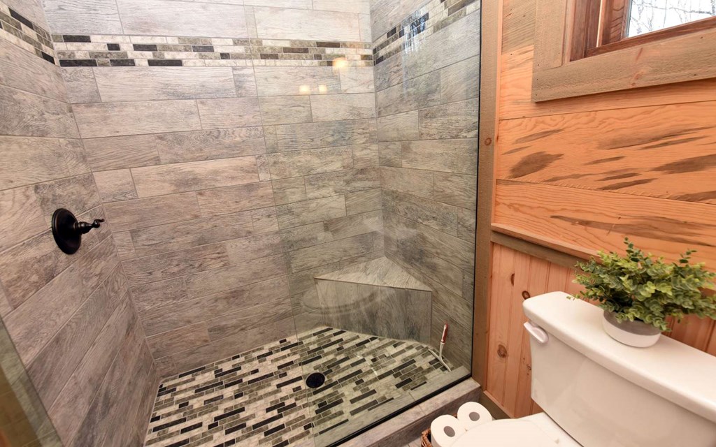 414556 Cherry Log Residential