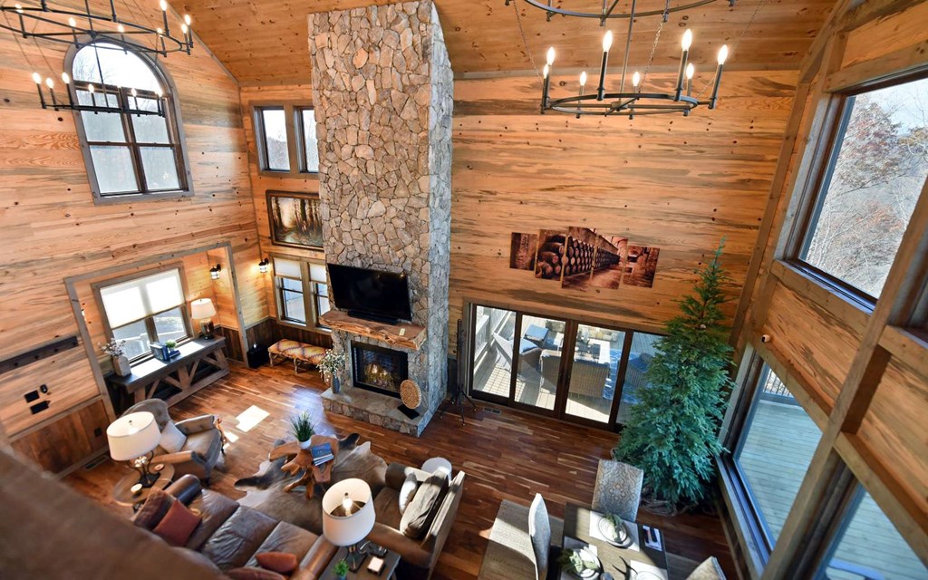 414556 Cherry Log Residential
