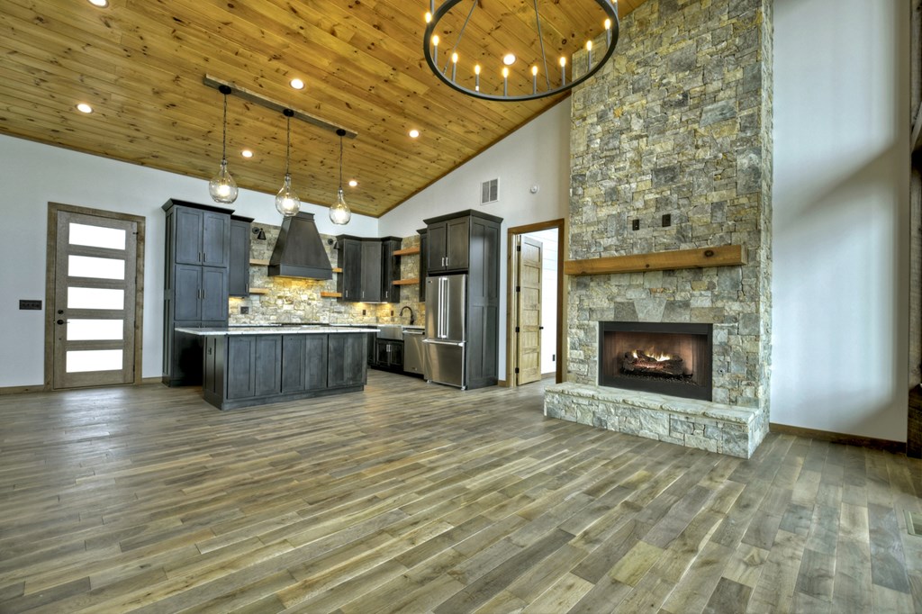 414572 Ellijay Residential