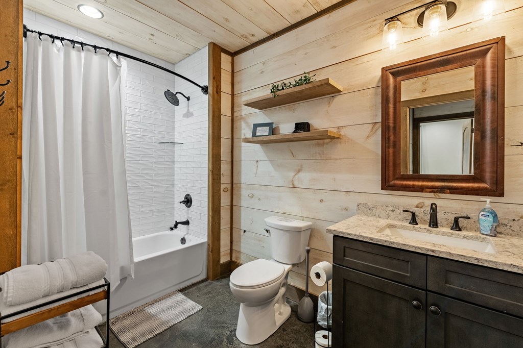 414575 Blue Ridge Residential