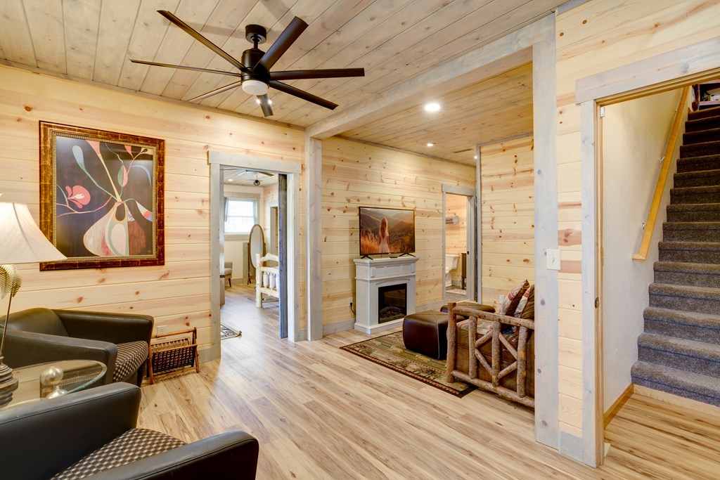 414598 Murphy Residential