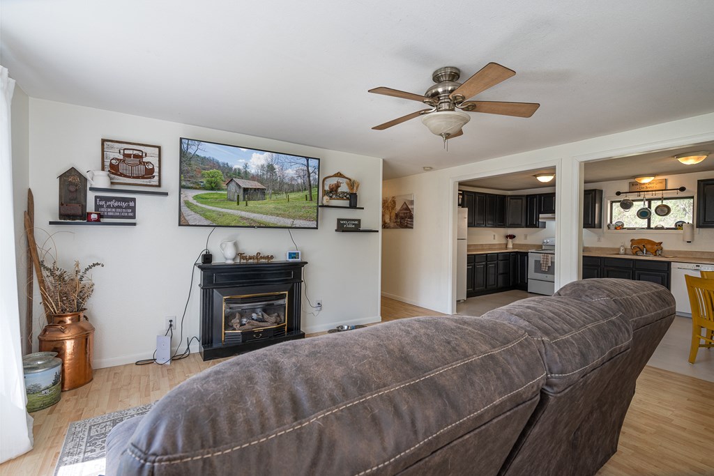 414612 Robbinsville Residential