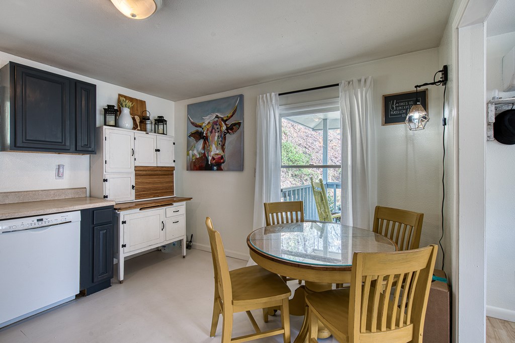 414612 Robbinsville Residential