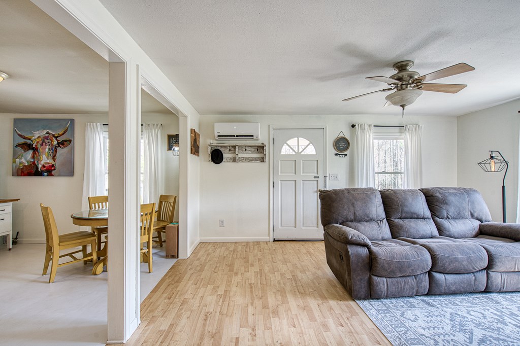 414612 Robbinsville Residential