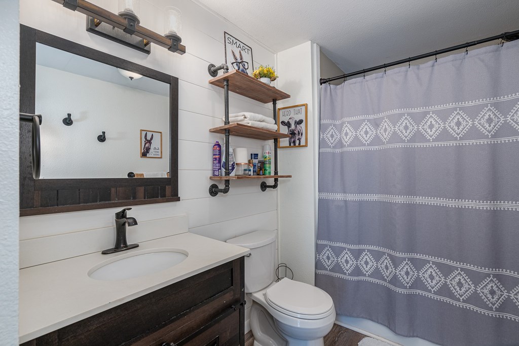 414612 Robbinsville Residential