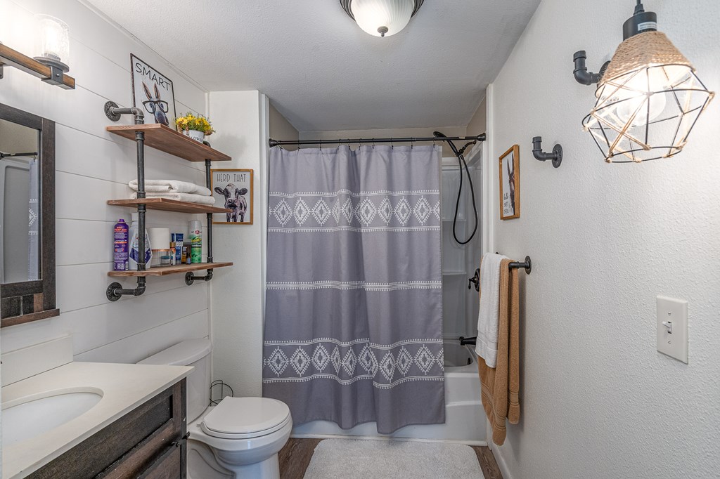 414612 Robbinsville Residential