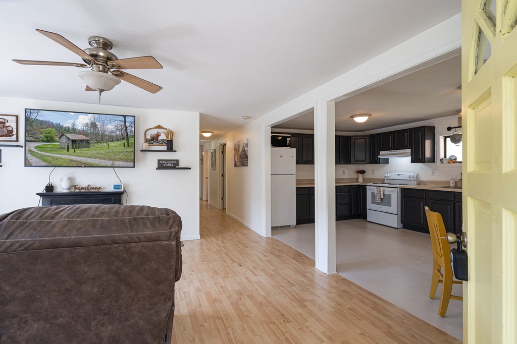 414612 Robbinsville Residential