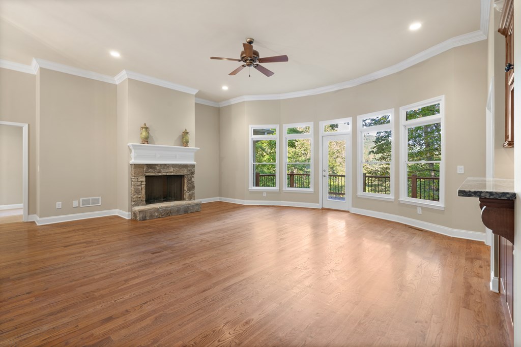 414614 Hiawassee Residential