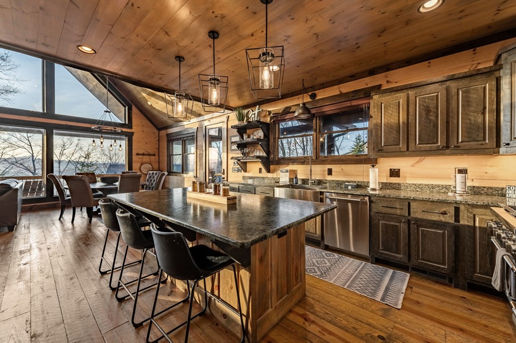 414630 Blue Ridge Residential