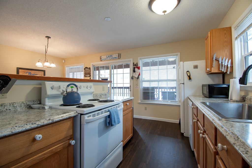 414640 Robbinsville Residential