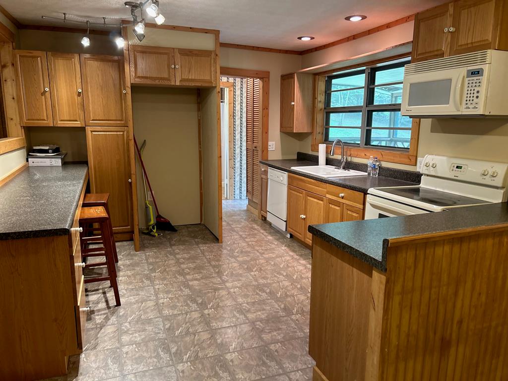 414653 Blairsville Residential