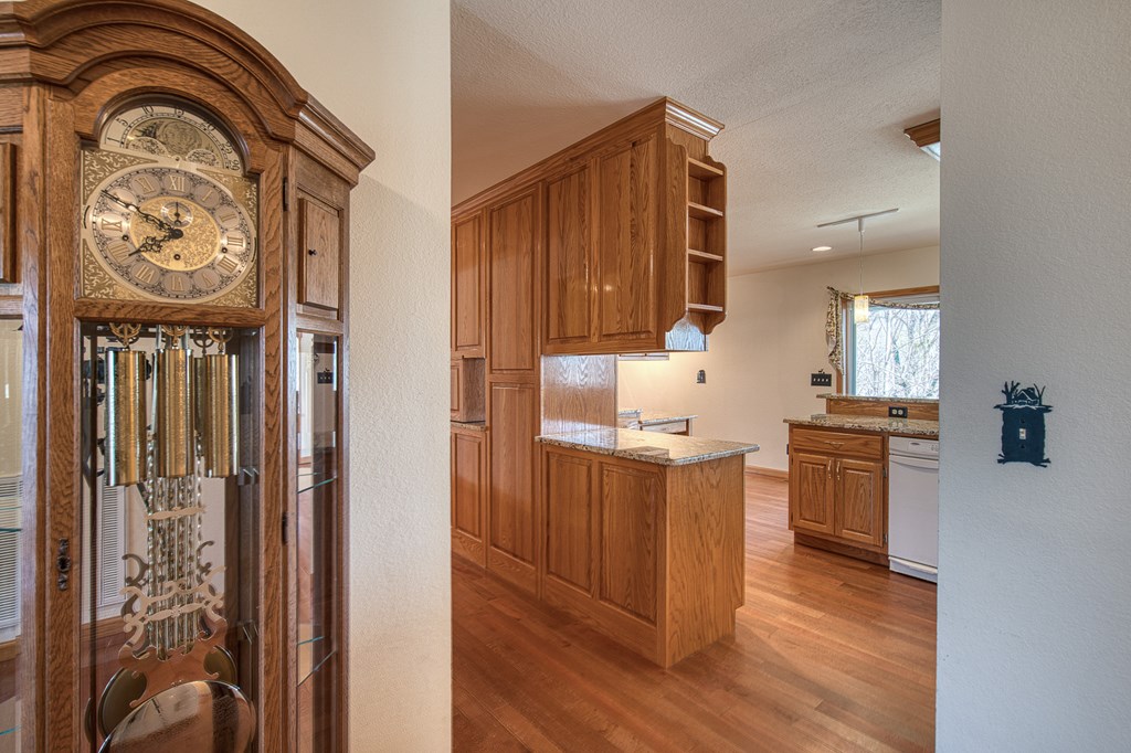 414658 Murphy Residential