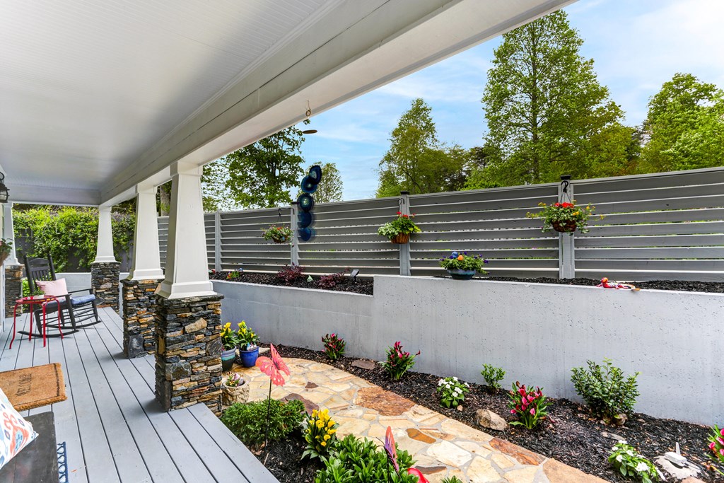 414659 Hayesville Residential