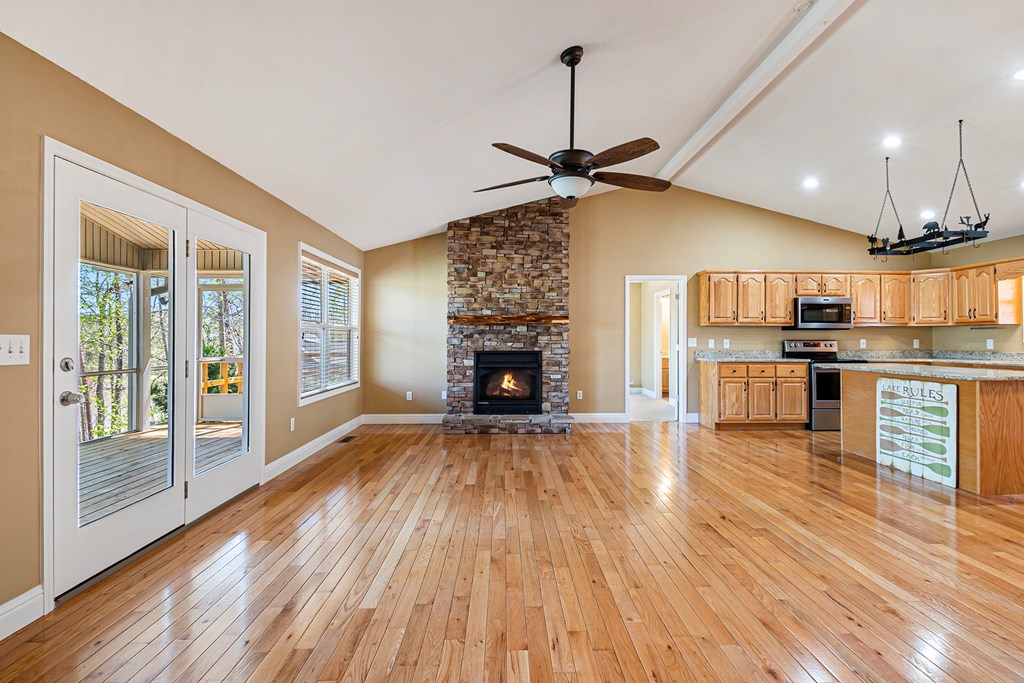 414696 Blairsville Residential