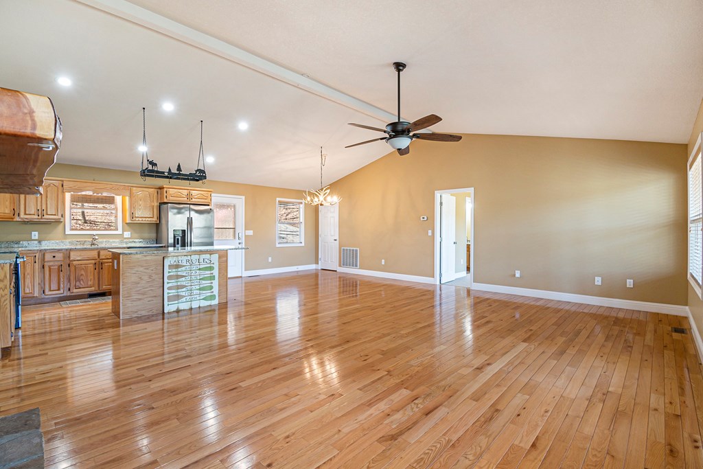 414696 Blairsville Residential