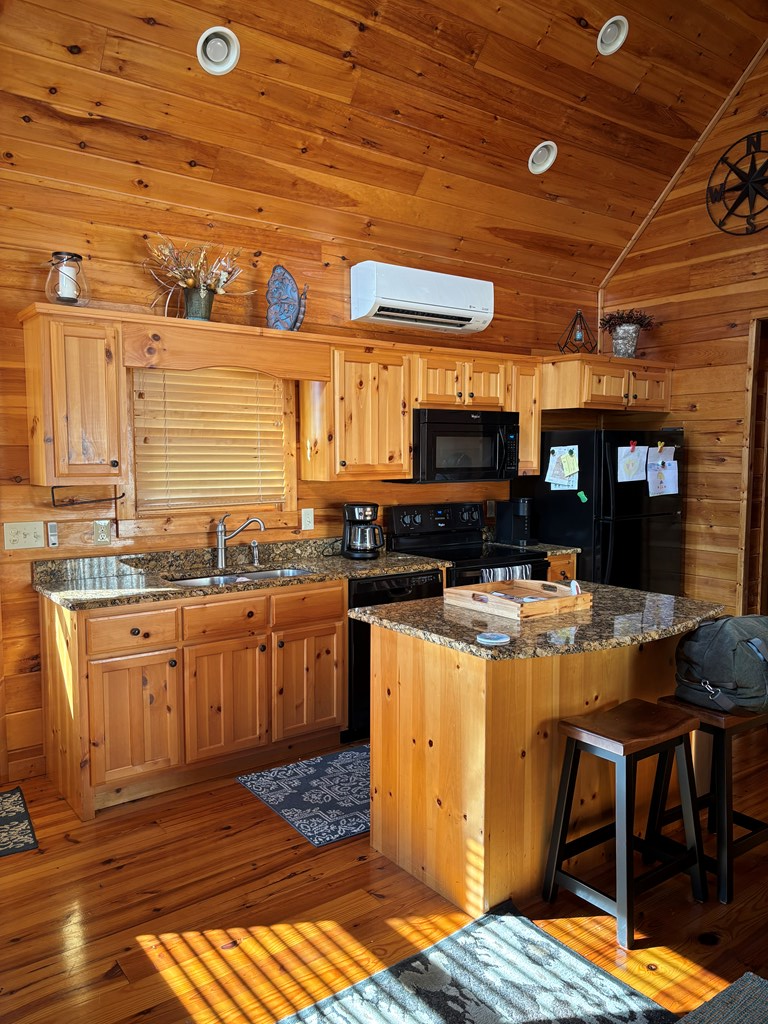 414725 Murphy Residential
