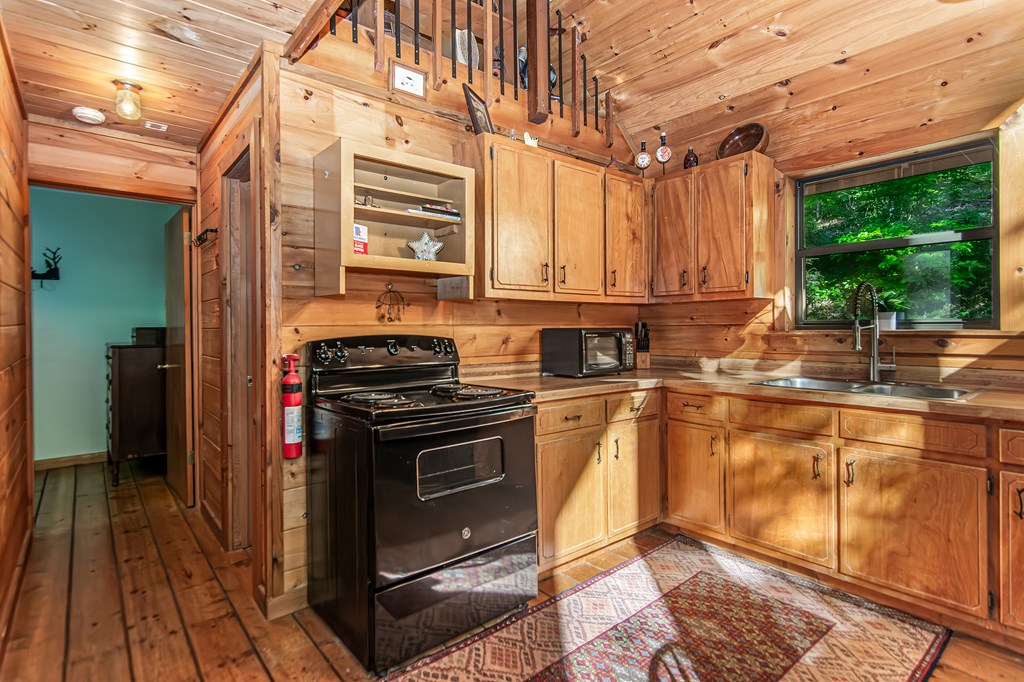 414749 Blue Ridge Residential