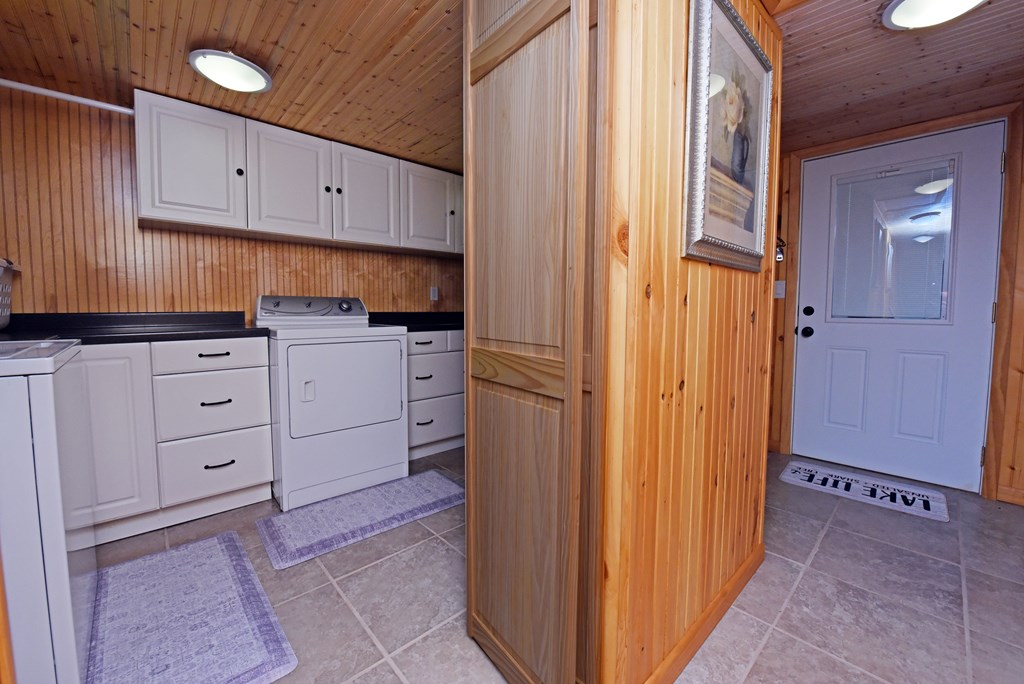 414768 Hayesville Residential