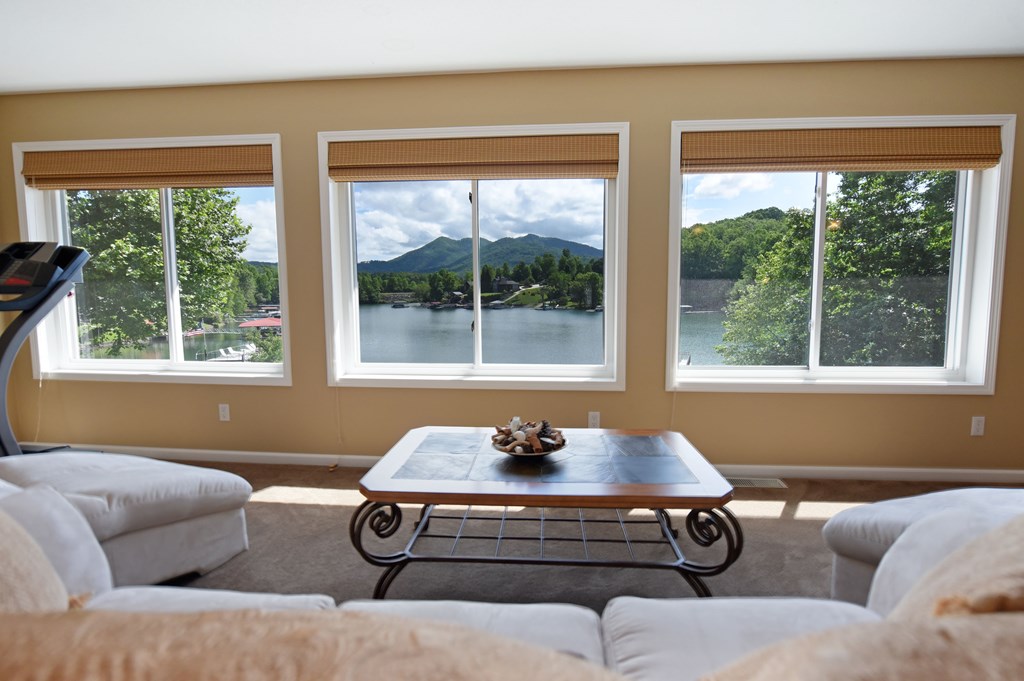 414768 Hayesville Residential