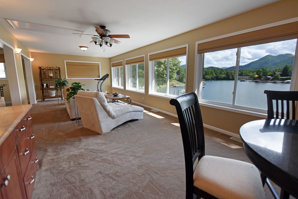 414768 Hayesville Residential