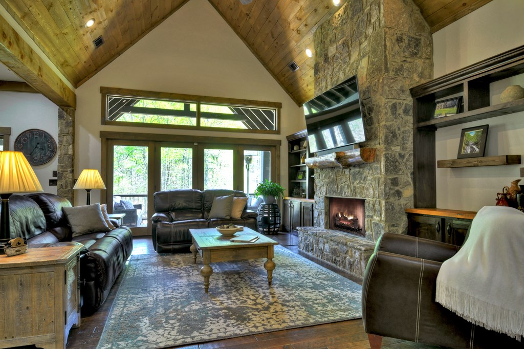 414770 Ellijay Residential