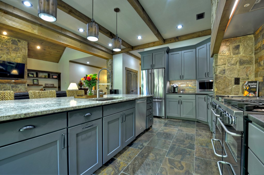 414770 Ellijay Residential