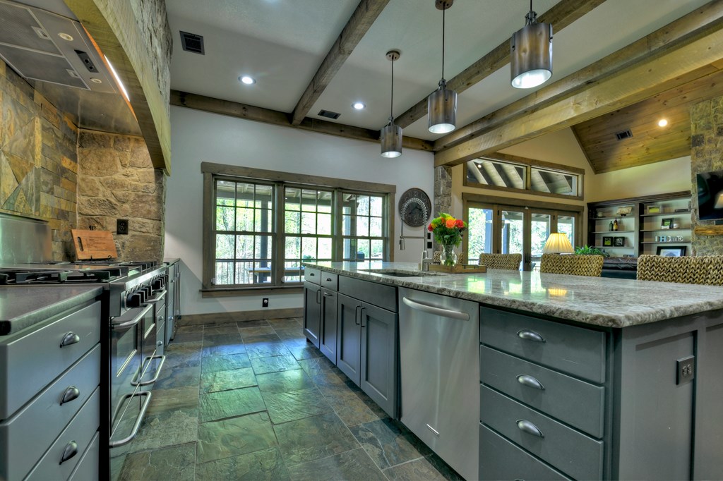 414770 Ellijay Residential