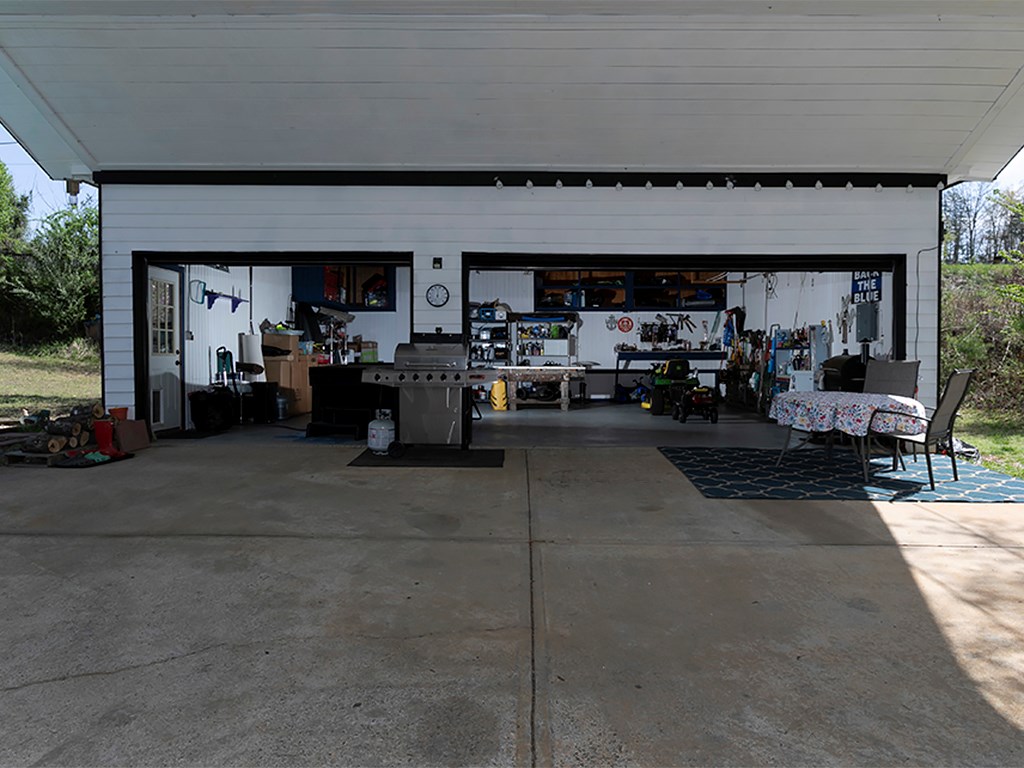 414781 Mineral Bluff Residential