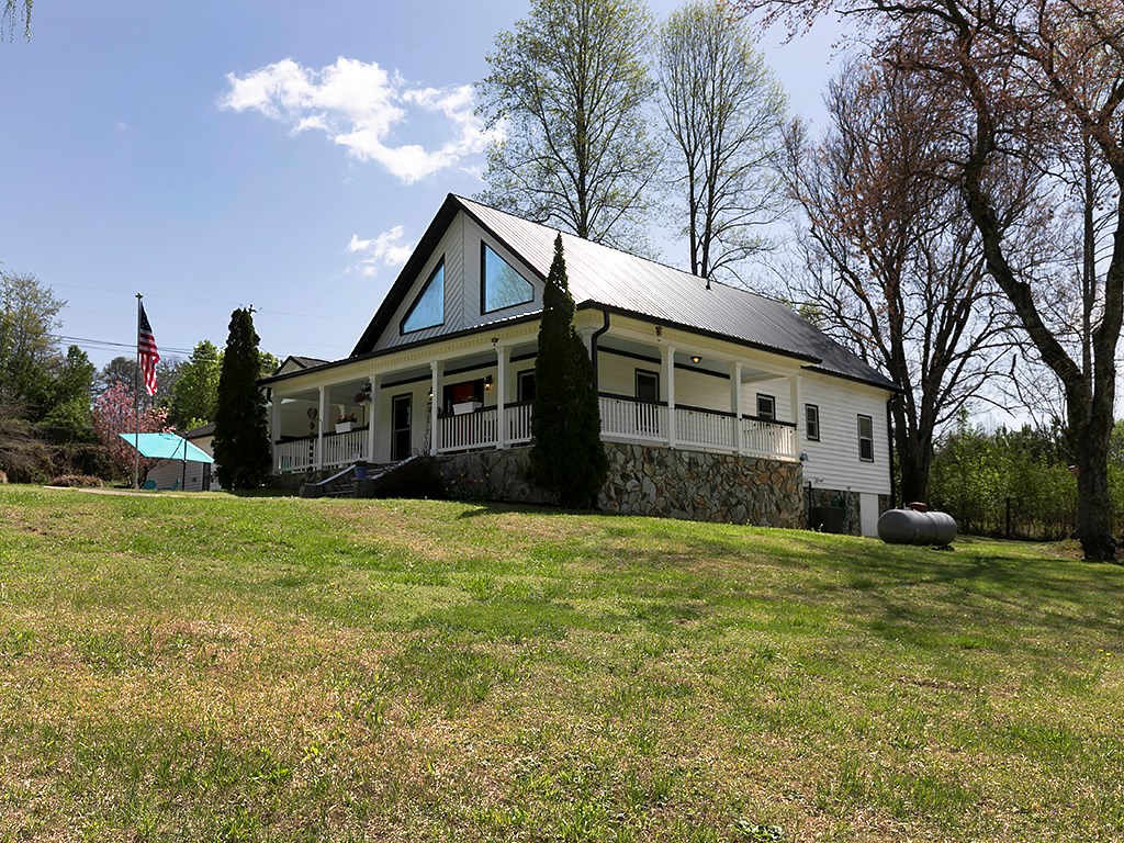 414781 Mineral Bluff Residential