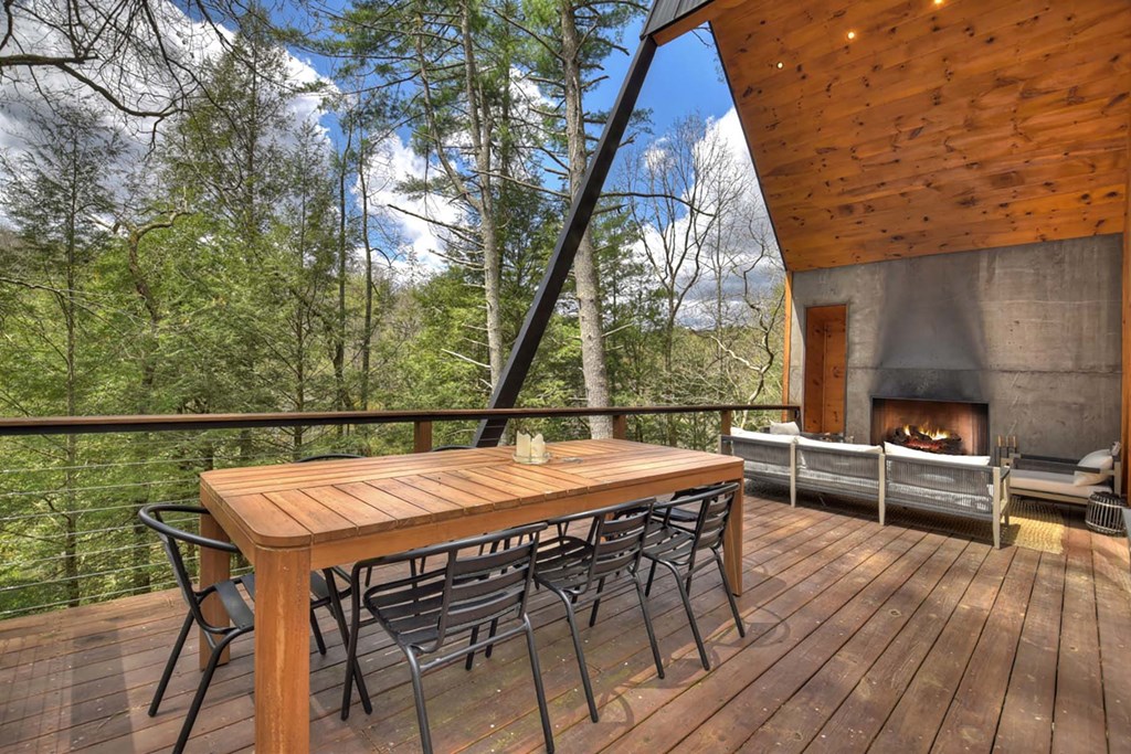 414796 Blue Ridge Residential