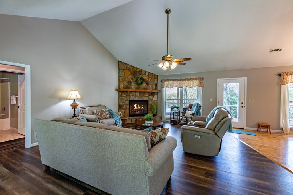 414819 Blairsville Residential