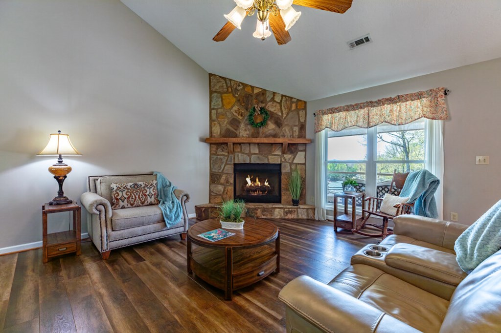 414819 Blairsville Residential