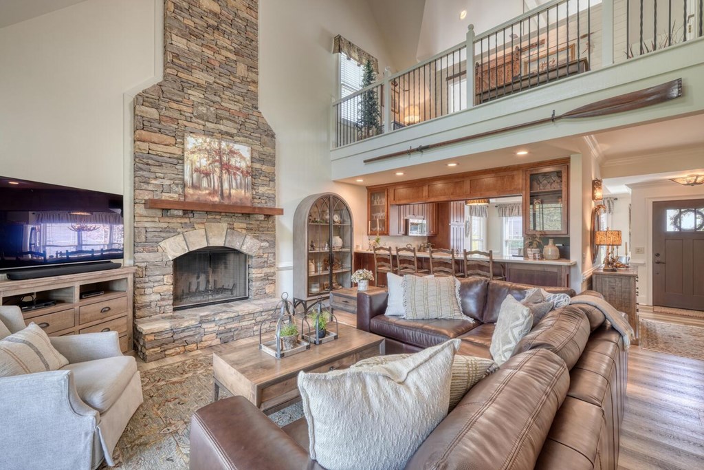 414837 Hiawassee Residential
