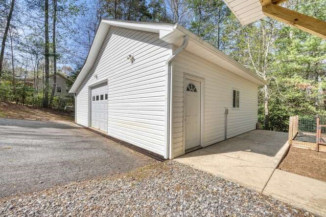 414876 Blairsville Residential