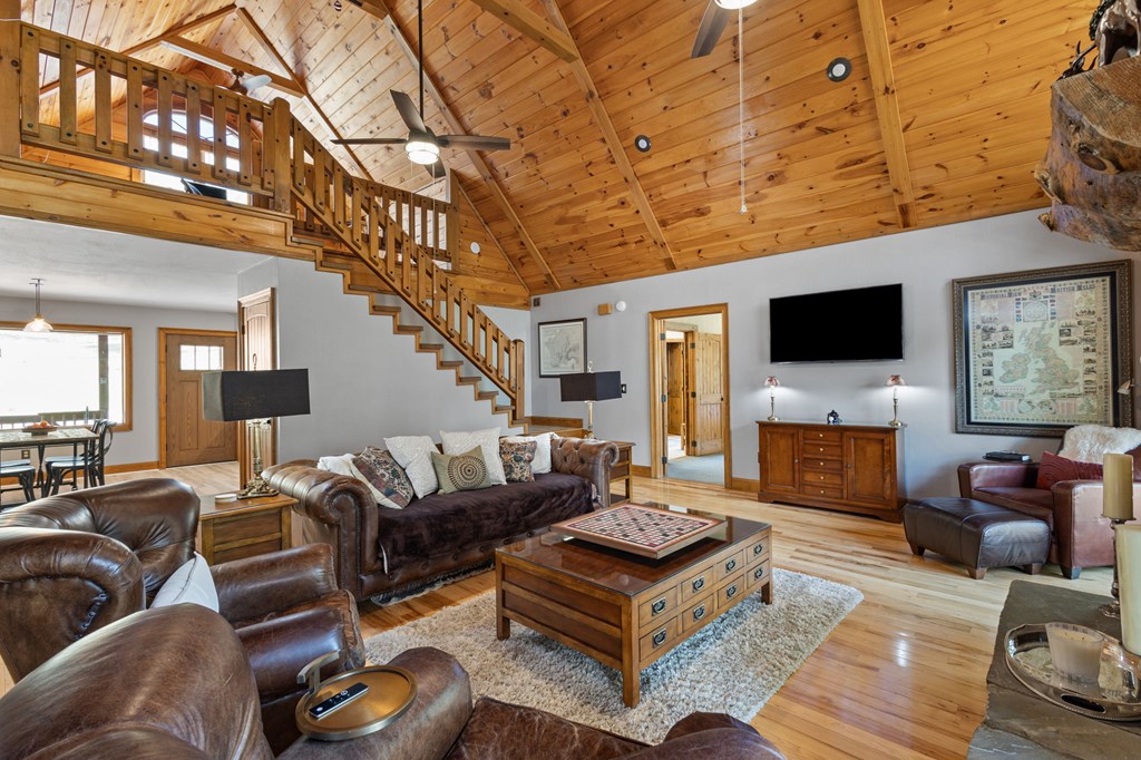 414880 Mineral Bluff Residential