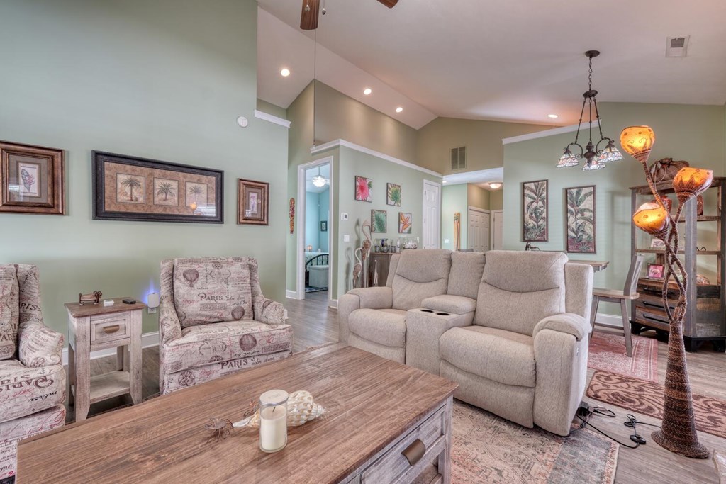 414883 Hiawassee Residential