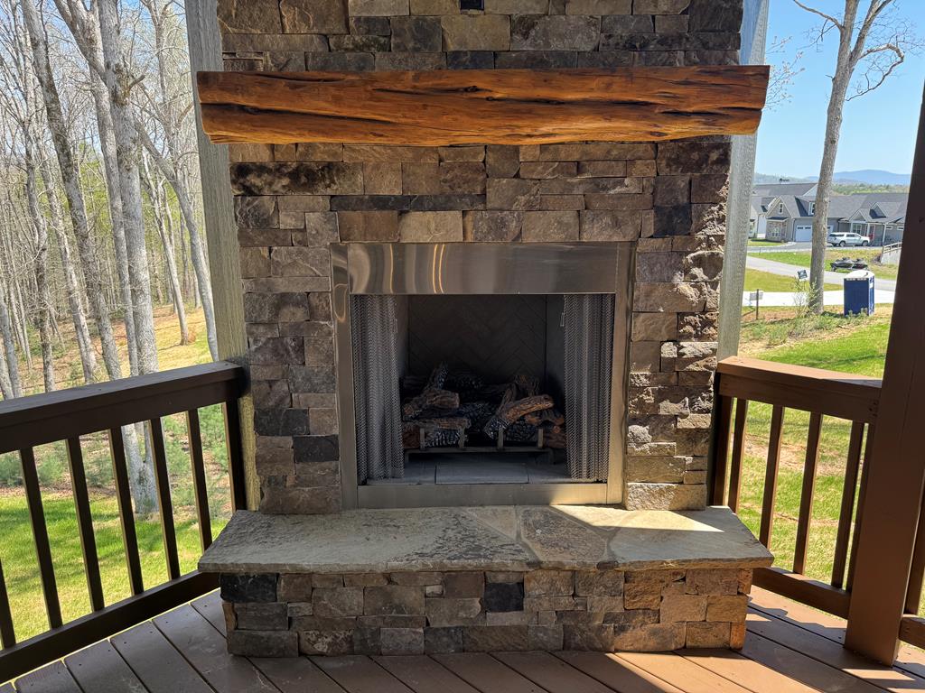 414892 Blairsville Residential