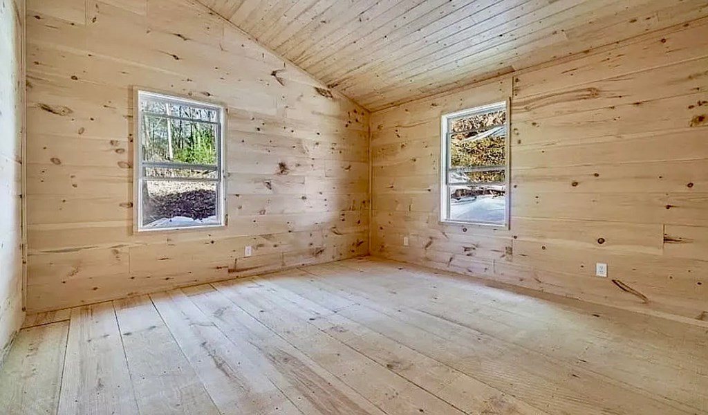414893 Ellijay Residential
