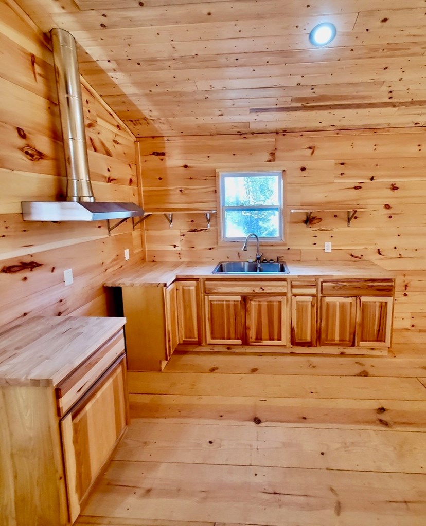 414893 Ellijay Residential
